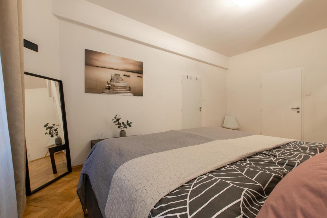 As Prague Apartments. National Theatre Apt. Old Town Eksteriør billede